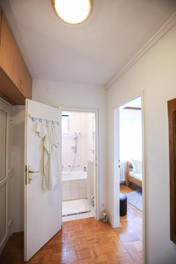Apartman Zita โอซีเยก ภายนอก รูปภาพ